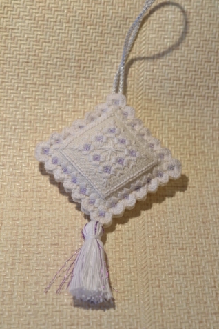 Галерея Хардангера. Часть 1. Игольница.