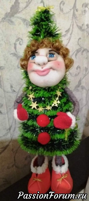 В лесу родились Ёлочки!