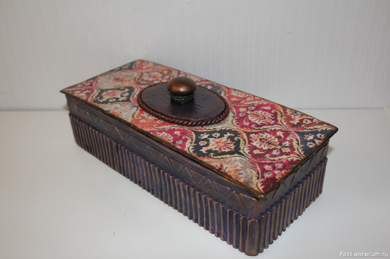 Шкатулки из картона.