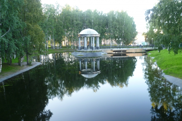 Прогулка по красивому городу Ханты-Мансийску с подругой. часть 2