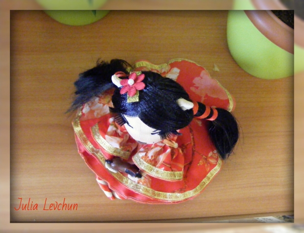 Кошка-китаянка с лошадкой в машину или все по фен-шую)))