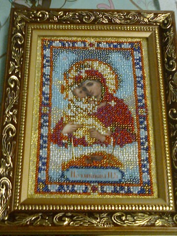 вышевка из бисера. и лентами