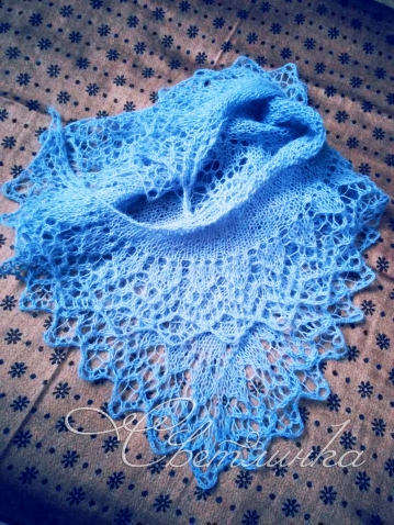 Парад фишю́ ( fichu) «Lacy Katy»