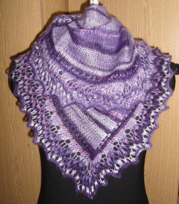 Парад фишю́ ( fichu) «Lacy Katy»