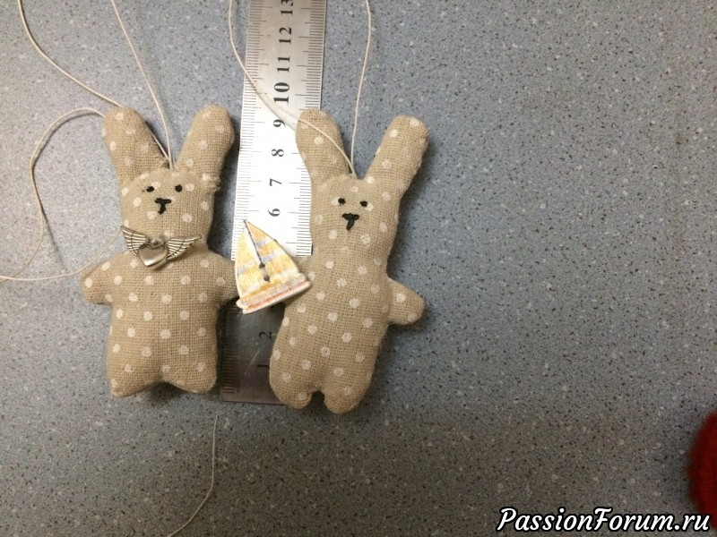 Коробок елочных игрушек