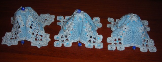 Ну вот и четвёртый колокольчик по схемам Людочки
