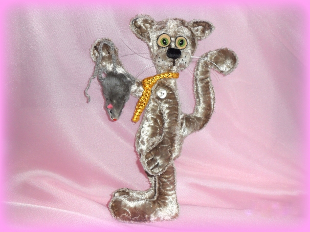 Кот-мышелов.