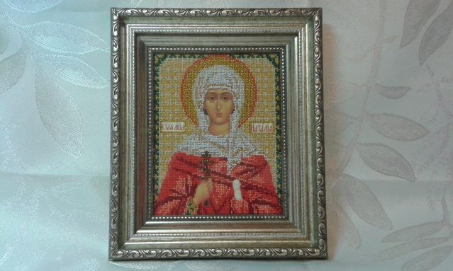 Это -бисер, но не простой, а ювелирный.