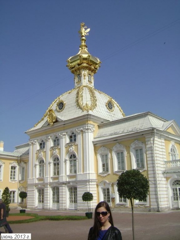 Итак, ПЕТЕРГОФ, который говорят красивее Версаля...........