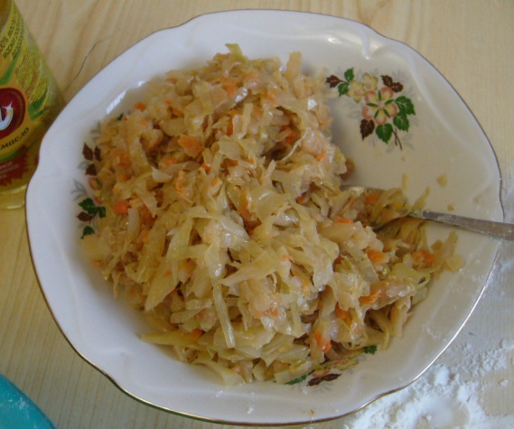 Самые простые пирожки из заварного теста.