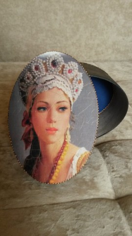У меня подарок от нашей главной Феи!