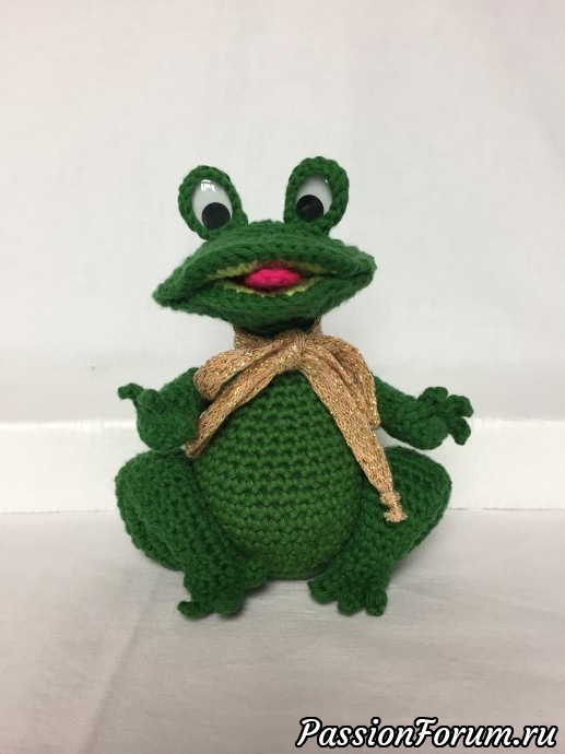 Снова лягушечка.