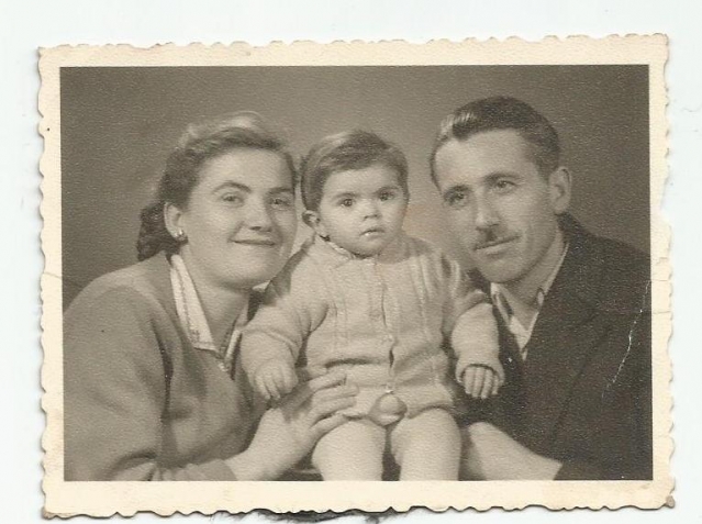 С днем знании, девочки. А чтоб Вы знали кто с Вами общаетсья этот топик!