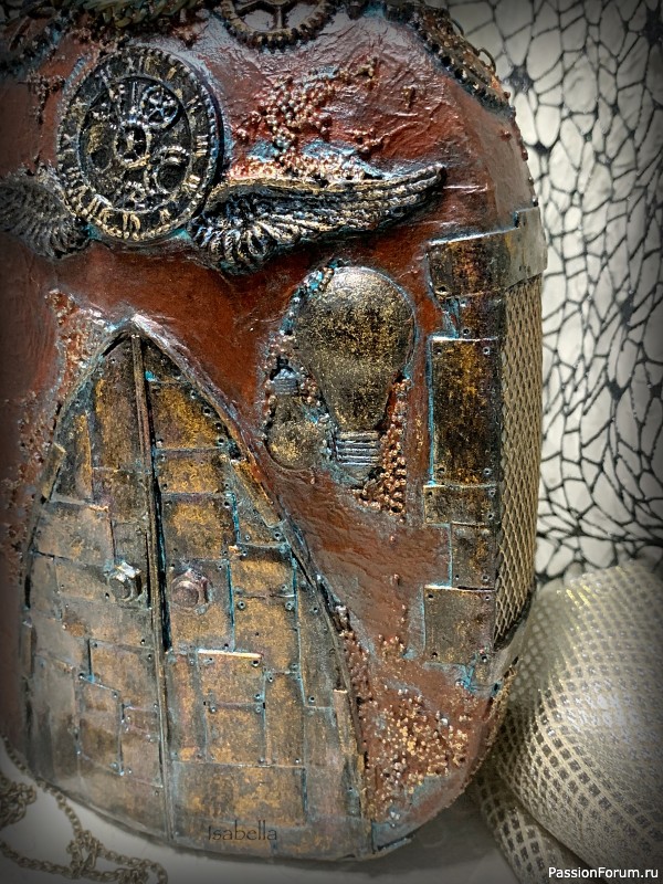 Декор бутылки в стиле steampunk.