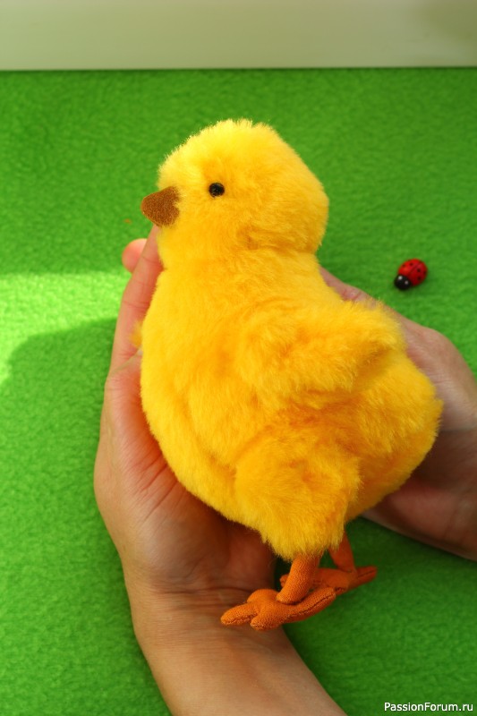 Игрушки из меха.