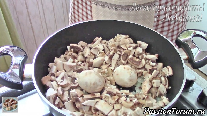 Постный (вегетарианский) слоеный салат с грибами.