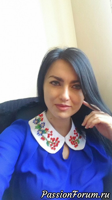 Вышитый накладной воротничок