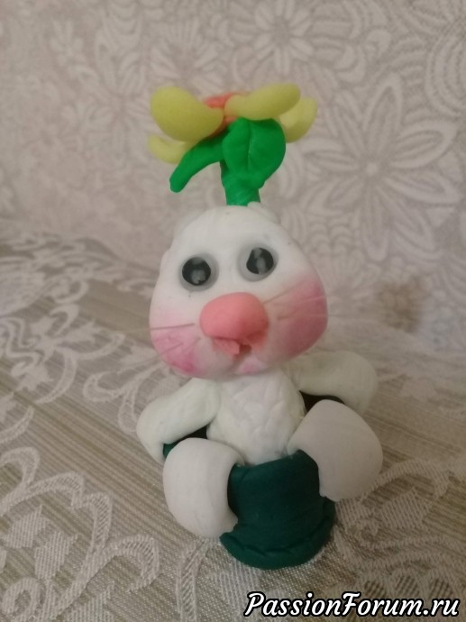 Маленькие игрушечки для маленькой внучечки.