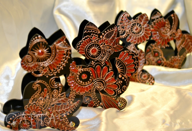 Кошки в стиле &quot;мехенди&quot;.