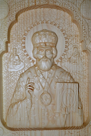Работа с деревом. &quot;Николай Чудотворец&quot;.