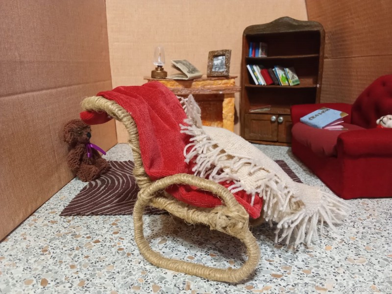 Берлога брутального Барсука. Чердак мистера Баджера (сундук и кресло в стиле "ретро")