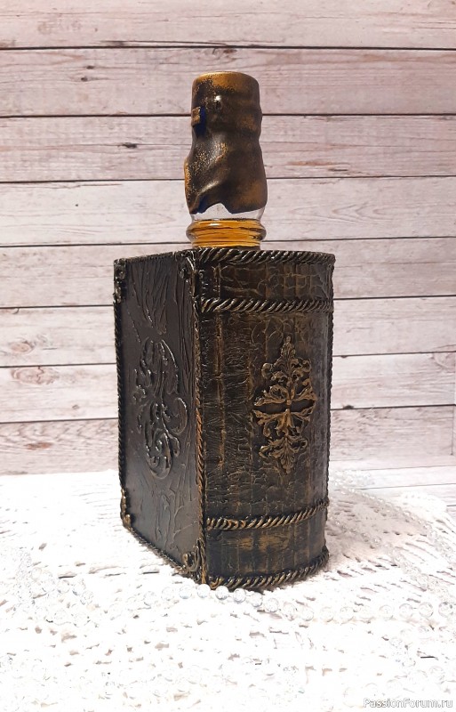 Бутылка-книга &quot;Символ года&quot;