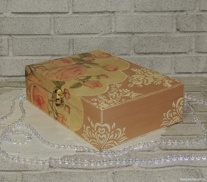 Шкатулка для украшений
