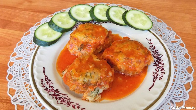Ежики из куриного фарша с рисом в духовке