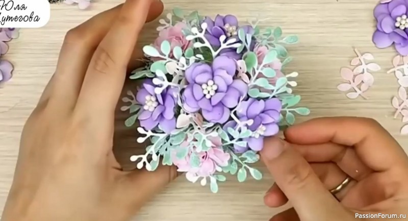 Маленький шикарный букетик из фоамирана. Видео МК