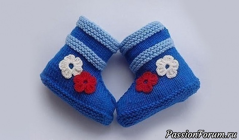 Пинетки-сапожки. Спицы + крючок