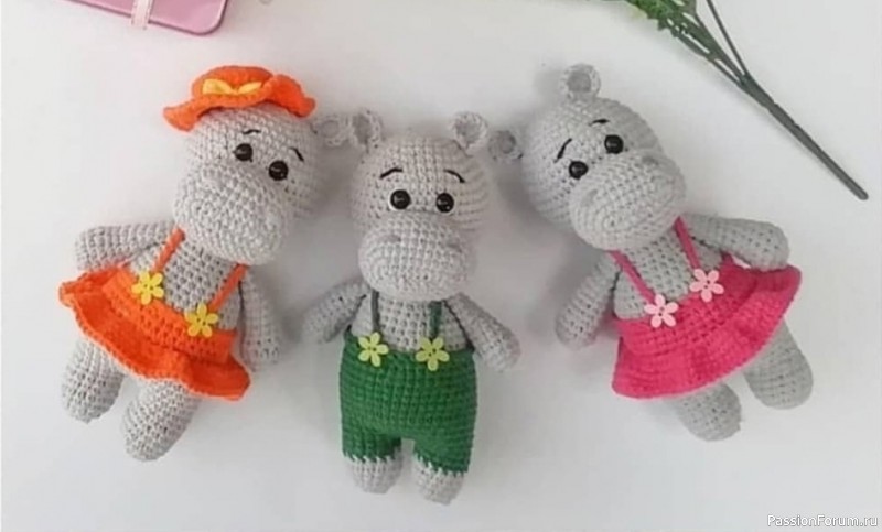 Бегемошка Моня крючком. МК