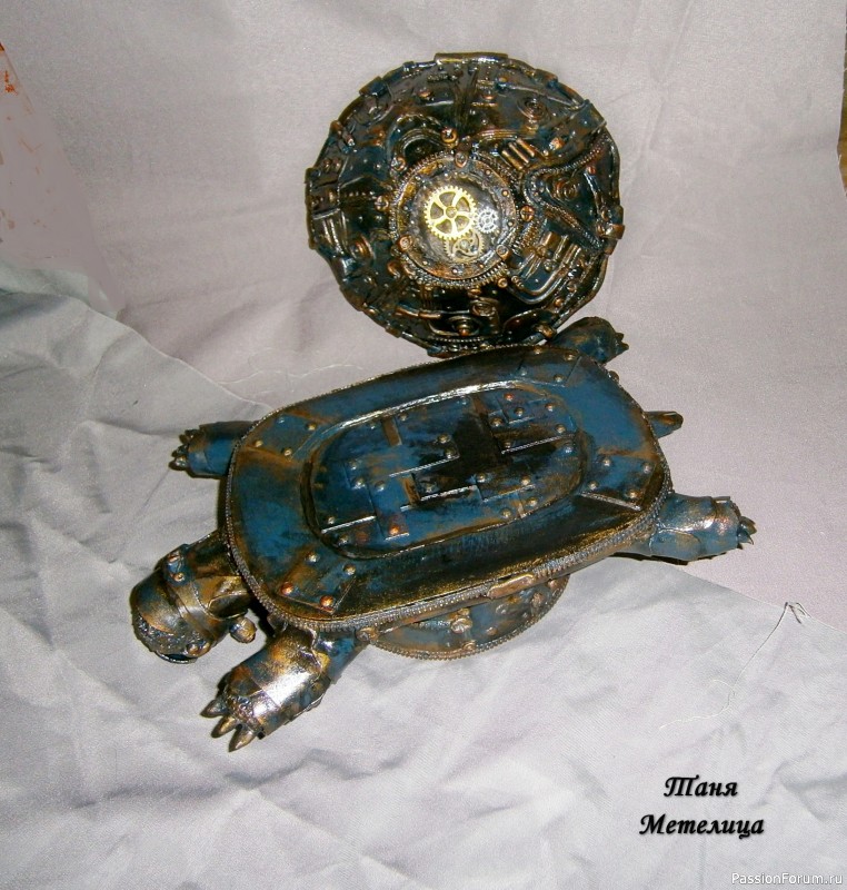 Шкатулка &quot;Механическая черепаха&quot;.