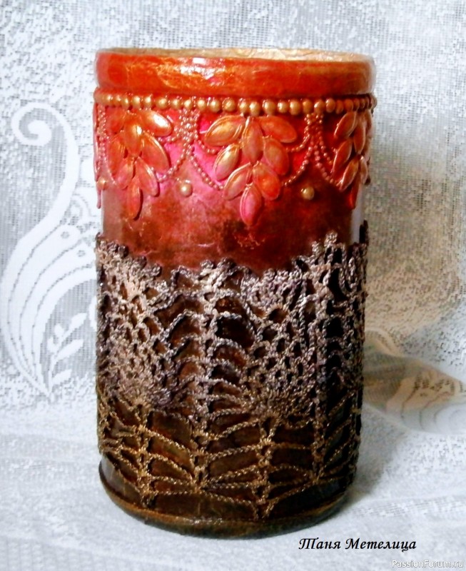 Вазы из пластиковой тары.