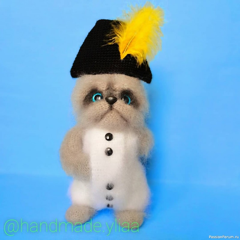 Вязаный котик Боня