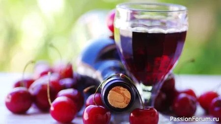 Домашнее вино из вишни / Как сделать вишневое вино дома своими руками - самый простой способ!