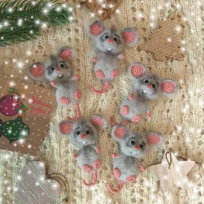 Вязаная брошка &quot;Мышка&quot; амигуруми. МК