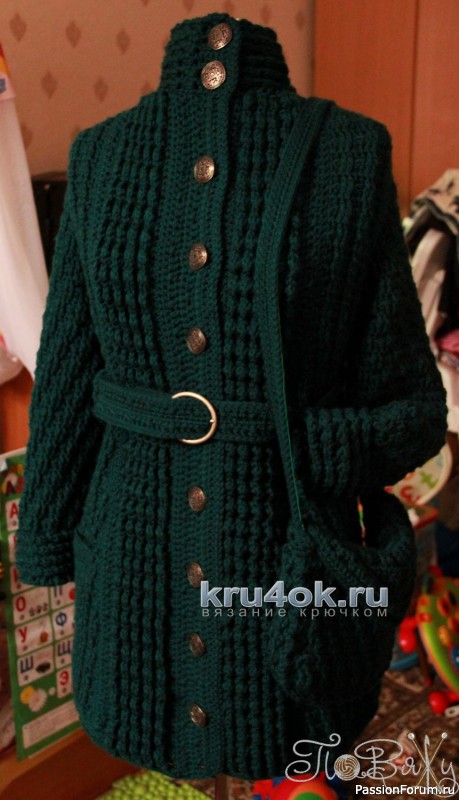 Пальто и сумочка крючком.