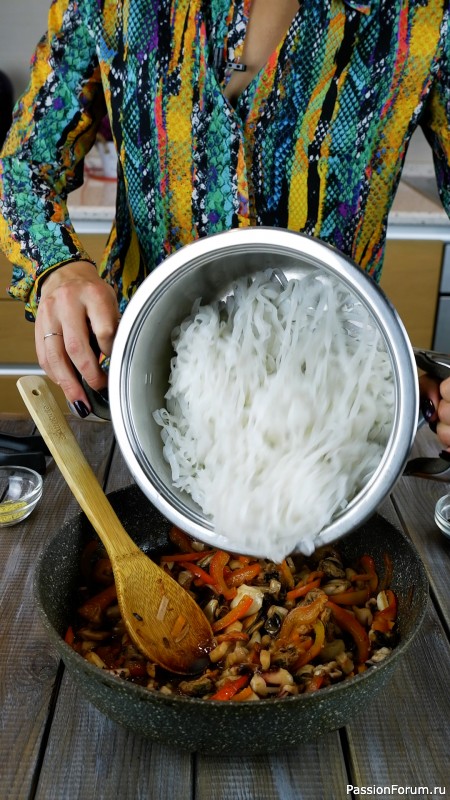 ШИКАРНЫЙ УЖИН — Рисовая Лапша С Морепродуктами