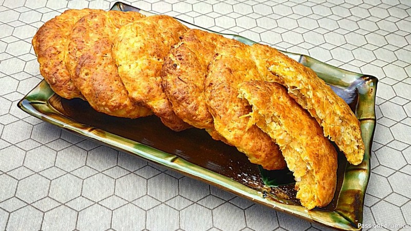 Морковные лепешки с сыром