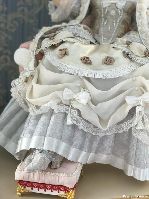 Художественная кукла Мария Антуанетта.