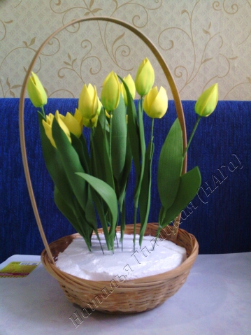 Корзинка тюльпанов из фоамирана. МК из архива форума