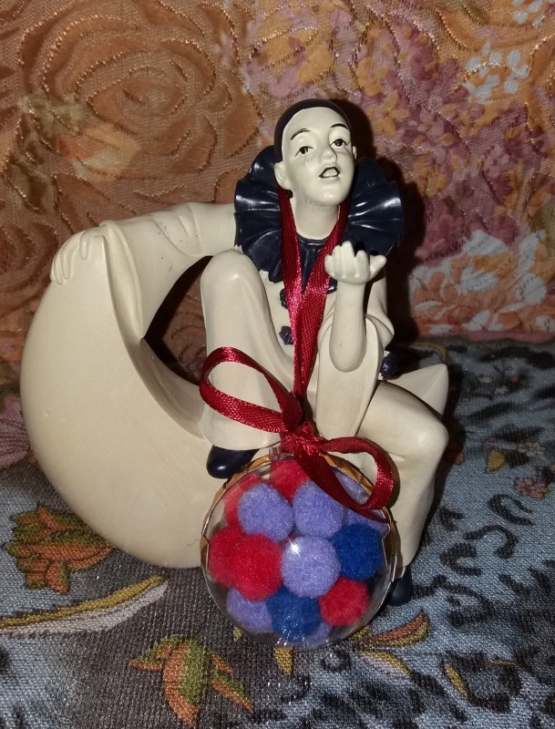 Первая моя валяная игрушка и другие рукоделки