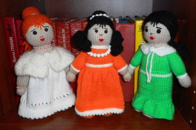 Рыжеволосая Алина.