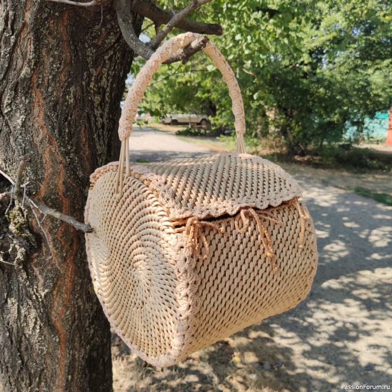 Корзинки корневым плетением