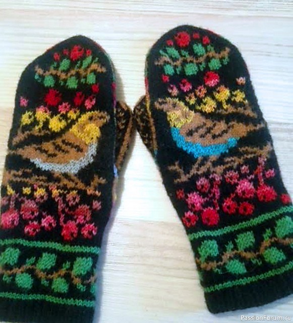 Жаккард. Варежки &quot;Птицы и ягоды&quot;. Схемы