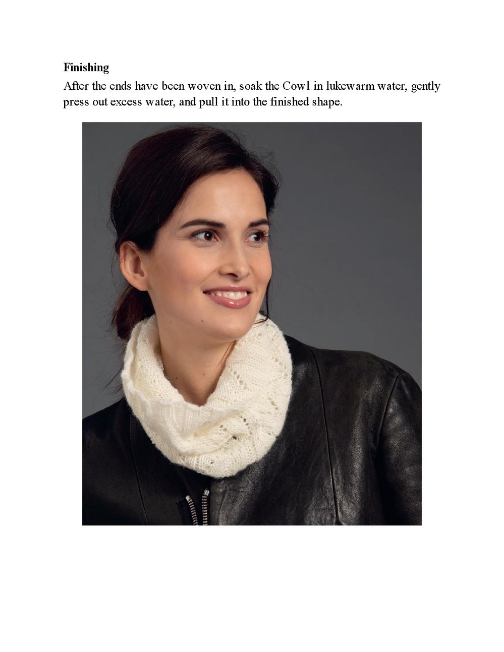 Коллекция ажурных проектов в книге &laquo;Lace Knit Shawls, Sweaters, Socks &amp; Hats&raquo;