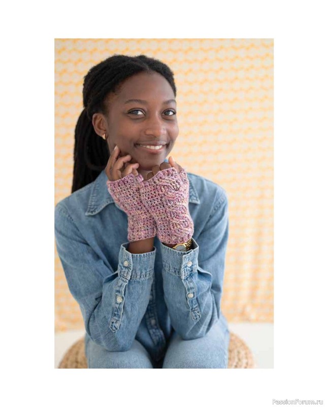 Вязаные проекты в книге «Colorful Crochet Cables»