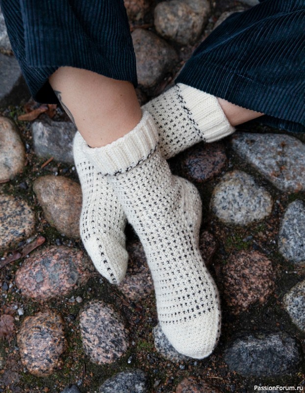 Вязаные проекты в книге «52 Weeks of Socks Vol. II»