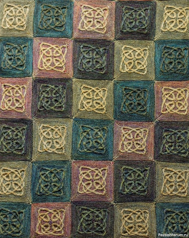 Коллекция шотландских узоров в книге «Illuminated Knits»
