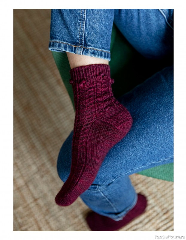 Вязаные проекты в книге «52 Weeks of Socks Vol. II». Продолжение